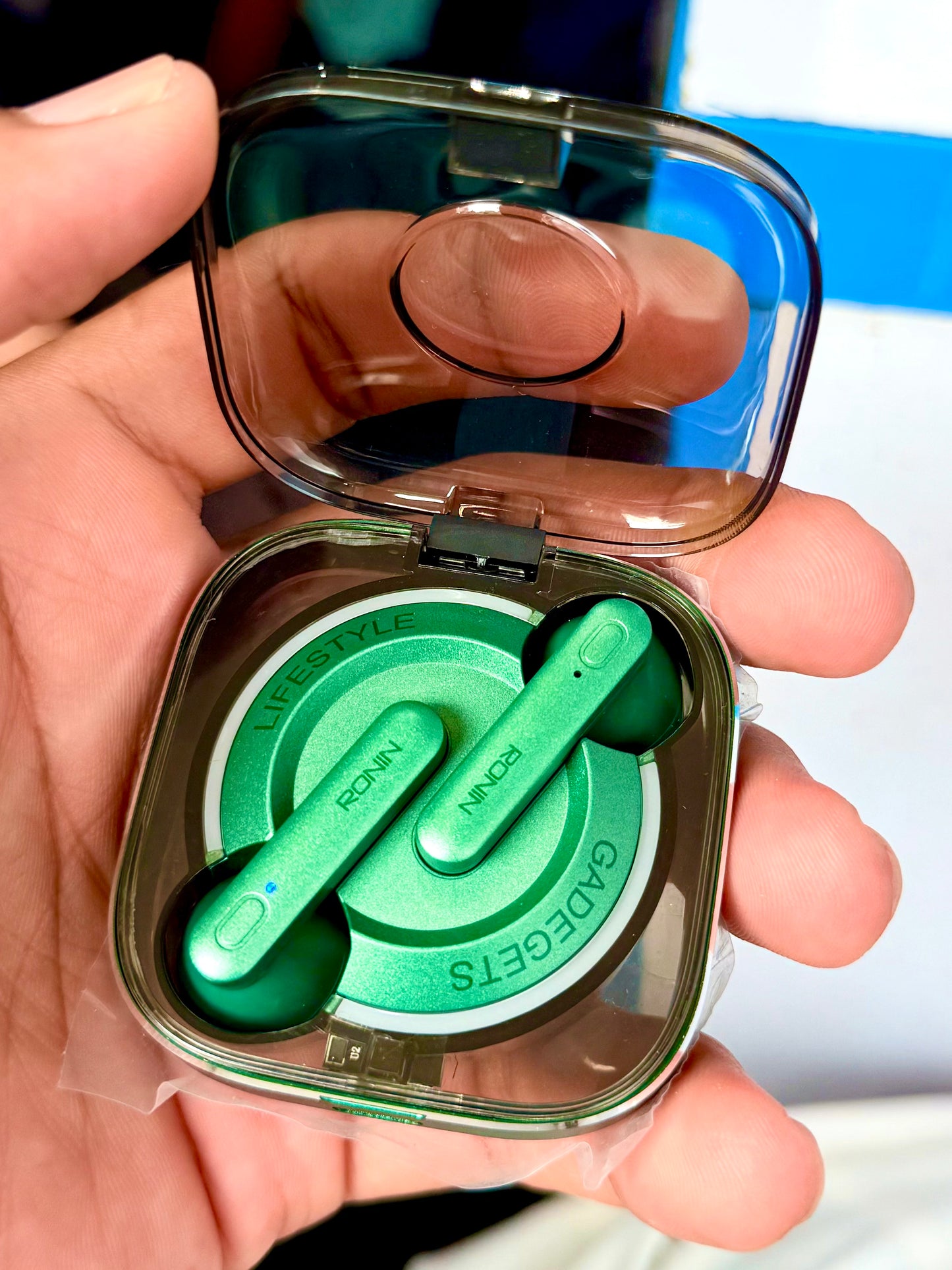 Ronin R-7040 Wireless Earbuds