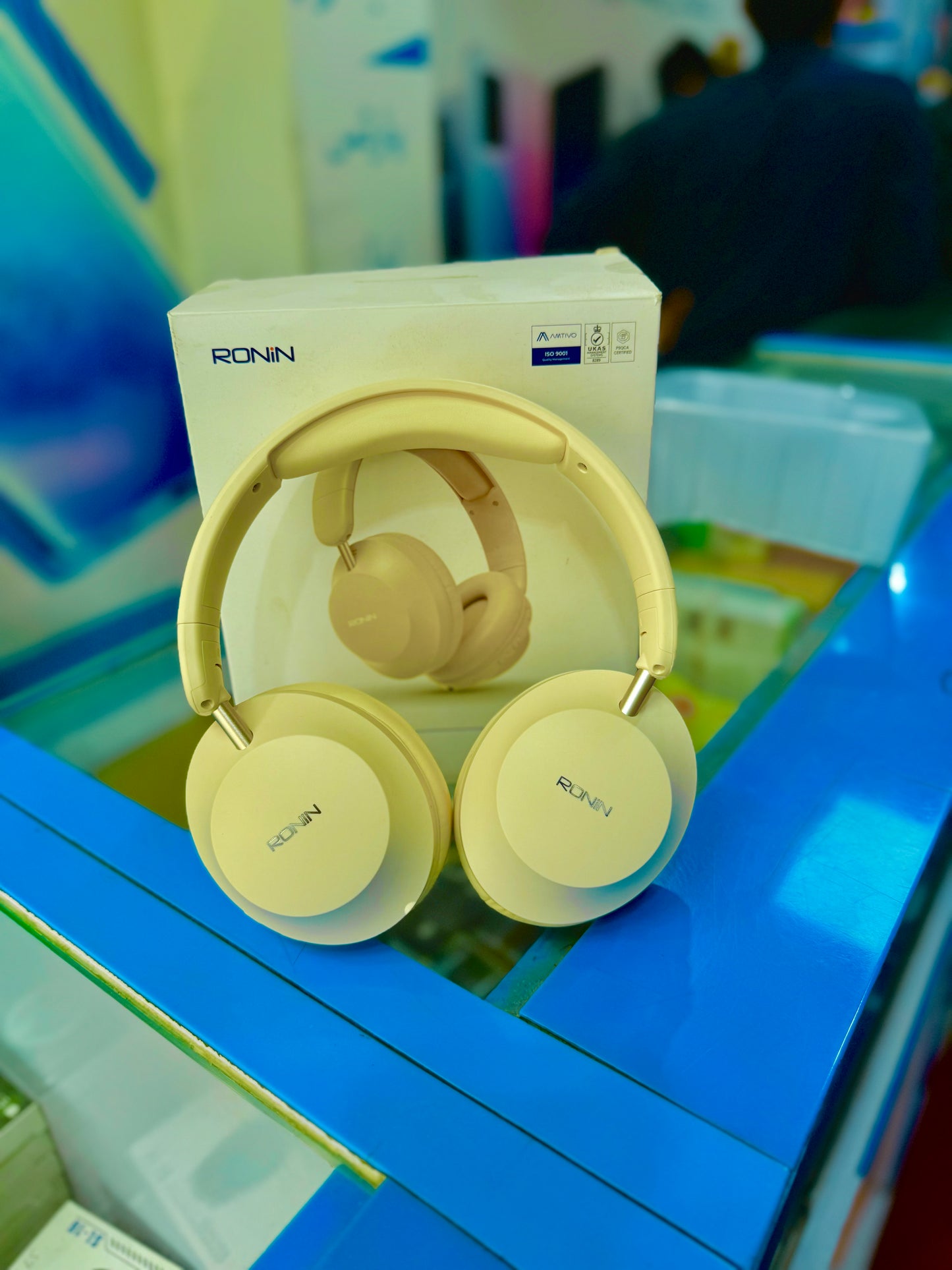 Ronin R-1505 Magnetude Bluetooth Headphones – Heavy Bass | Long Music Time | Mic