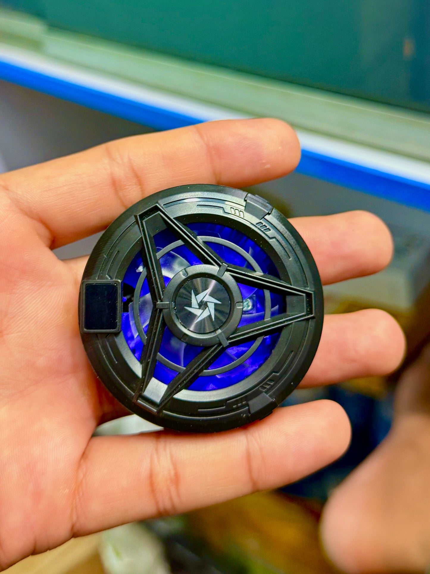 SL-17 Turbo Cooling Fan – Keep Your Phone Ice Cool!